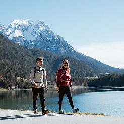 scheffau-wandern-hintersteinersee-maerzup2024-foto-majaeifert-satellitecreativehouse-4-1