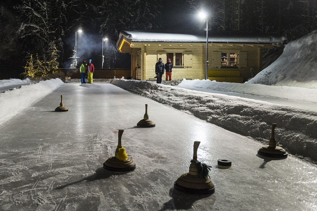 Going_Eislaufplatz_Eisstockschießen_Winter_Felbert_Reiter (10)