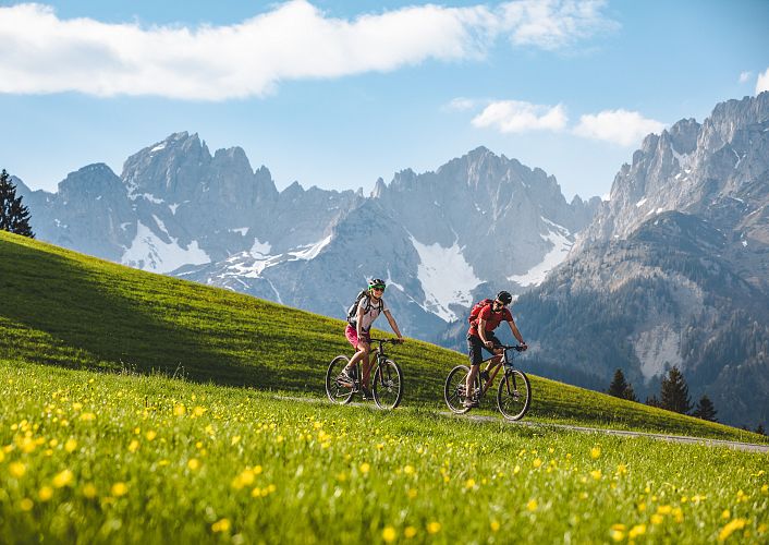 mtb-im-fruehling-wilder-kaiser-foto-von-mathaeus-gartner-3